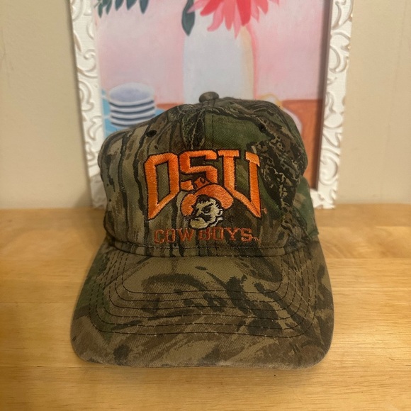 Realtree Camouflage OSU Cowboys Hat. Pistol Pete. - Picture 1 of 3